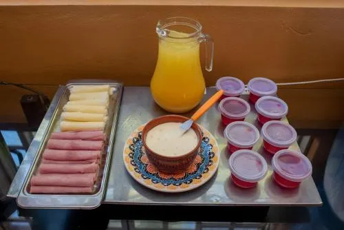 Cama e Cafe Hotel - Image 1