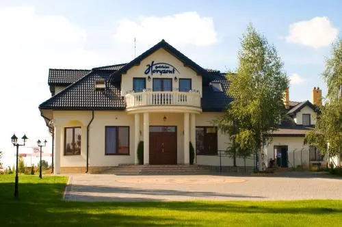 Hotel Gosciniec Horyzont - Image 1