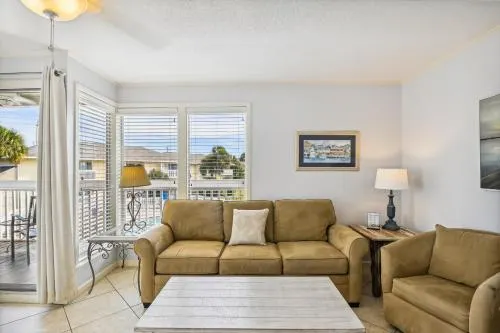 Sandpiper Cove 2013 Destin - Image 1