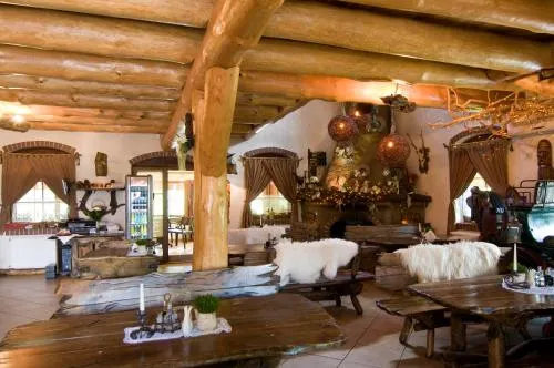 Dworek nad Stawem - Image 1