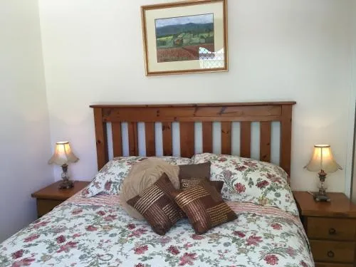 Nivalis Bed And Breakfast - Image 1