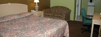 Bradford Inn & Suites - Image 1