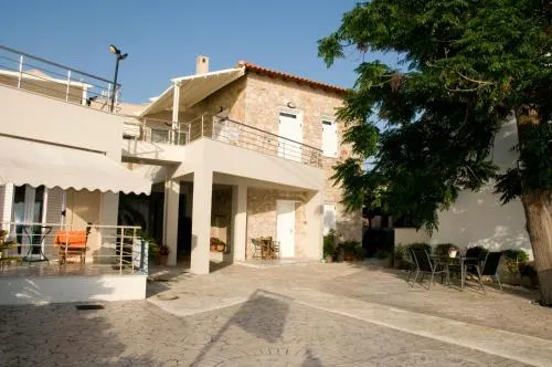 Iria Bay - Image 1