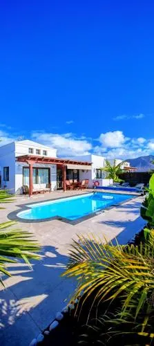 Luxury Marina - Image 1