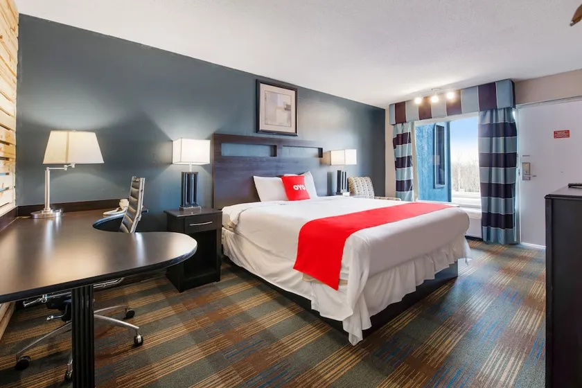 Budget Inn Express - Image 1