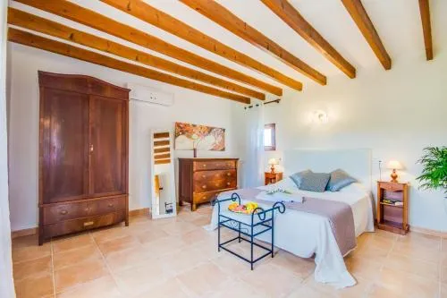 Ideal Property Mallorca - Villa Maria - Image 1