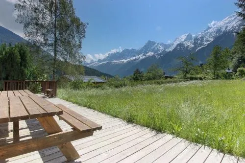 Le Chalet des Chavants - 8ch - 300m2- Grand Jardin - Vues du Mont-Blanc - Image 1