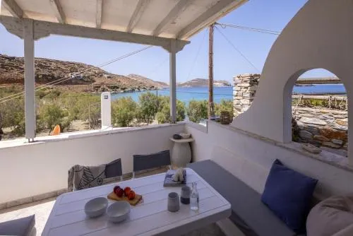 ?nemelo beach house in Panormos - Image 1