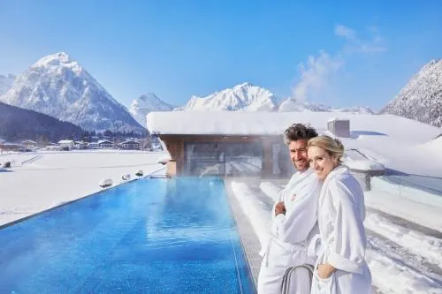 Superior Alpine Wellnesshotel Karwendel - Image 1