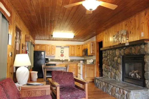 Copper King Lodge - Image 1