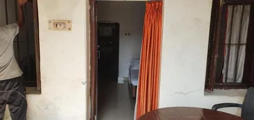 Hotel Gandhara - Image 1