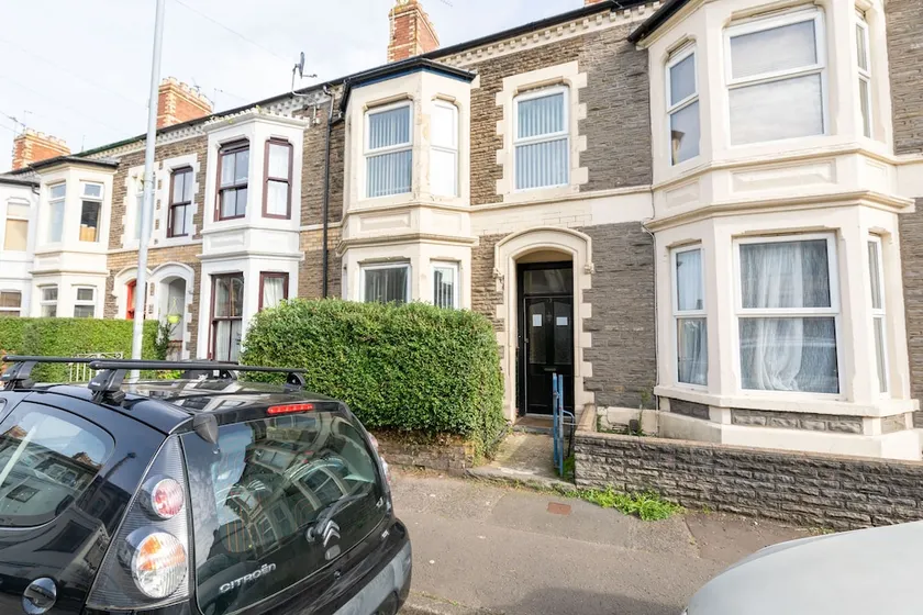 Tranquil 3-bed Home in Cardiff - Image 1