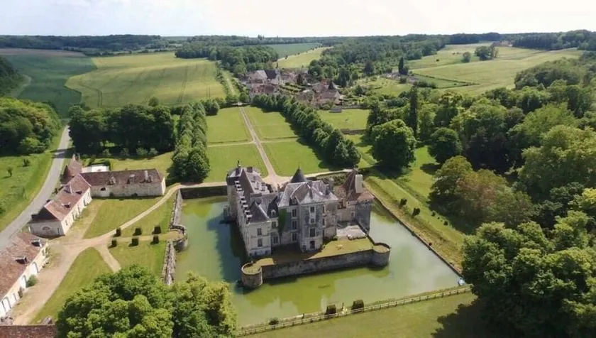 Le Château de Boussay - Image 1