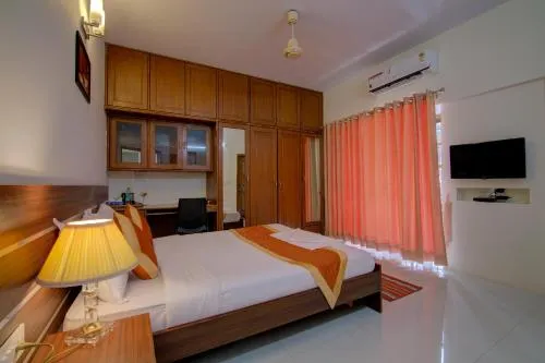 Sunshine Suites-Deluxe - Image 1