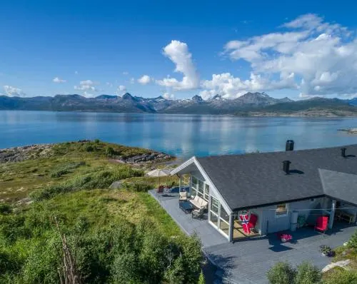 Vestfjord Panorama Villa - Image 1
