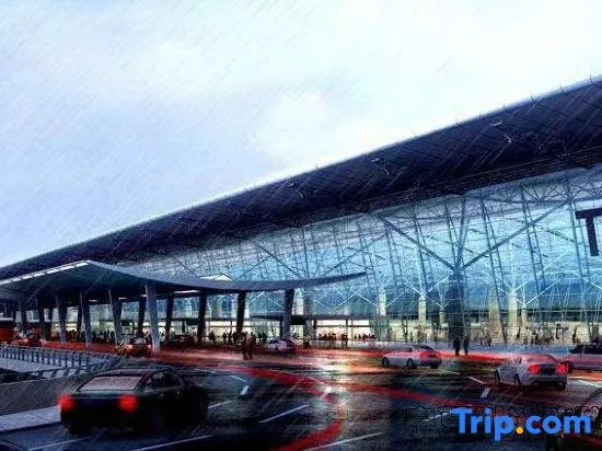 Hangtong Hotel - Image 1
