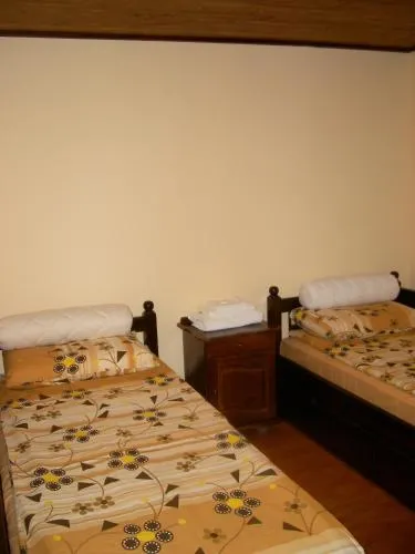 Sinabovite Houses - Image 1