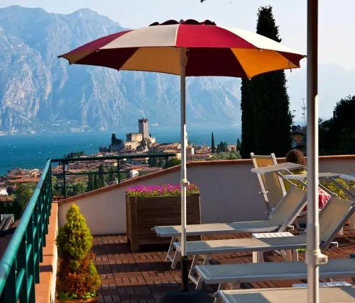 Hotel Villa Smeralda - Image 1