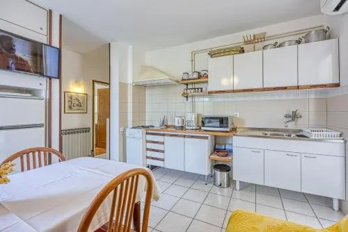Apartment Valnea - Image 1