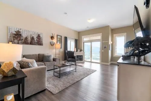 Oh What A View! 2 bed Suite - Image 1