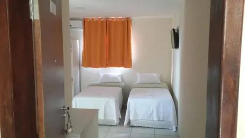 Petro Plaza Hotel - Image 1