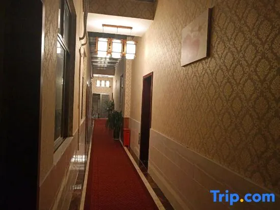 Pengzhou Jiaxin Inn - Image 1