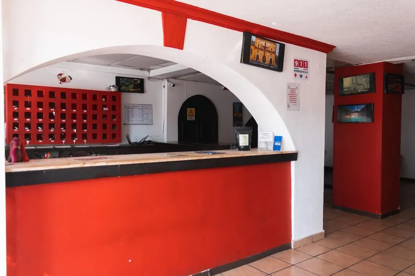 Hotel Posada del Rey - Image 1