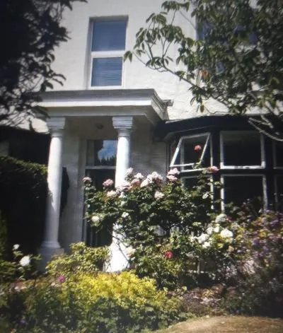 The Swallows Guest House - Image 1