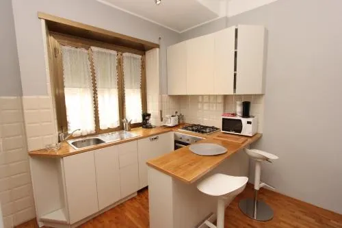 Pacinotti Flats - Image 1