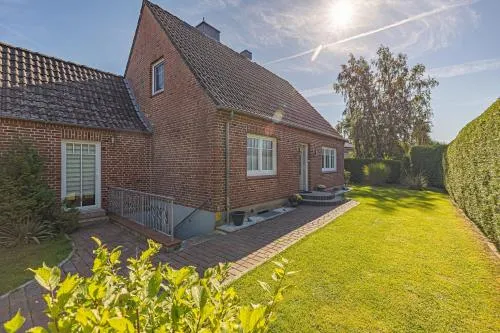 fewo1846 Oma Herta lÃ¤ndlich gelegenes Haus mit 3 Schlafzimmern und Garten - Image 1