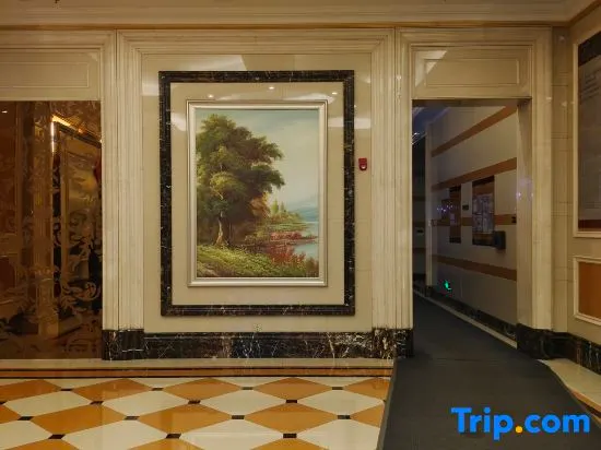Meet Theme Hotel Apartment - Image 1