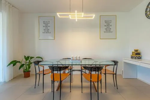 Lugano Station Apartment With Free Parking - Image 1