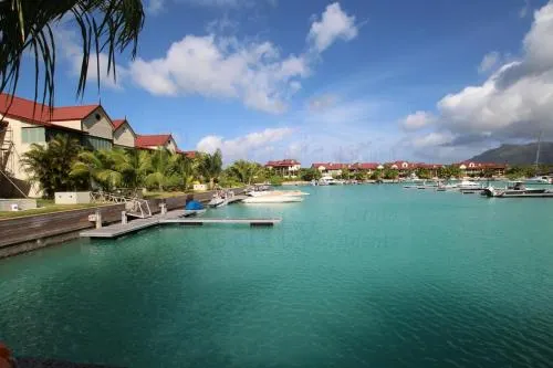 Eden Island Leisure Villas - Image 1