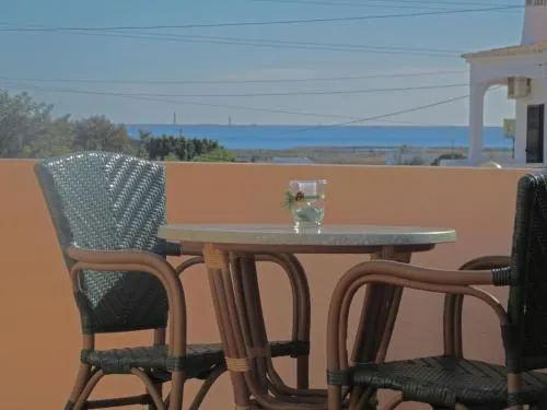 Seaview Guesthouse - Image 1