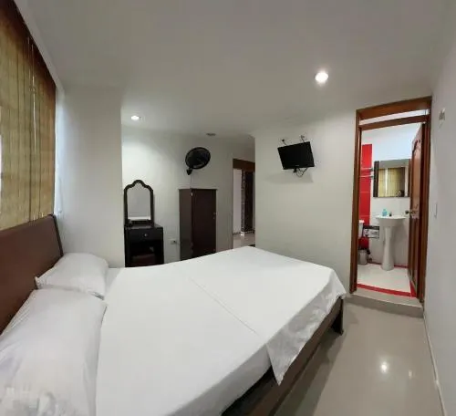 Hotel San Gil - Image 1