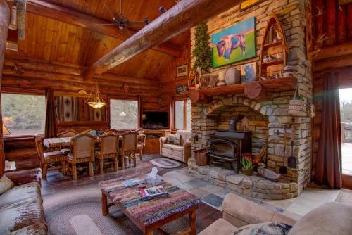 The Lodge at Red Pine Ridge - Image 1