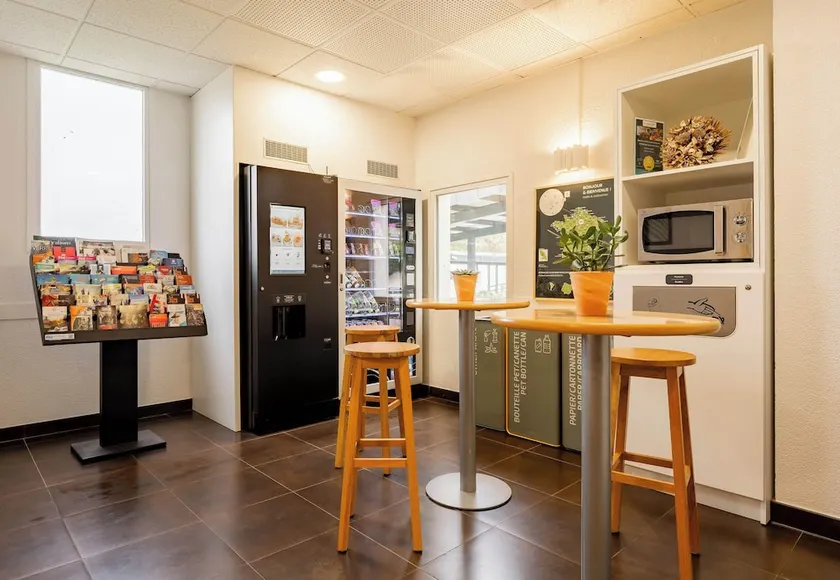 ibis budget Valenciennes - Image 1
