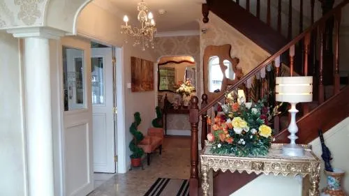 Abacus Guest House - Image 1