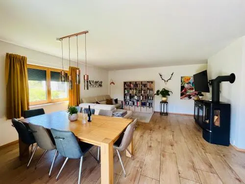 Reizender Bungalow mit 120qm in ruhiger Lage - Image 1
