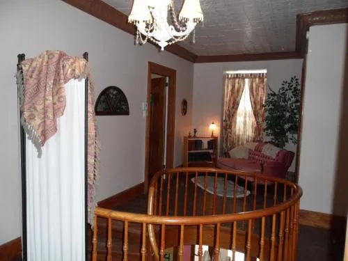 La Villa sous les pins - Image 1