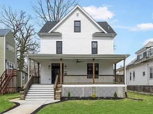 1 Bed 1 Bath Basement Apartment with Private Entrance - Image 1