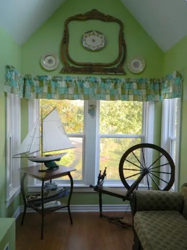 Broken Wheel B&B - Image 1