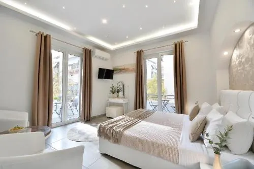 Fotis Lux Apartments - Image 1