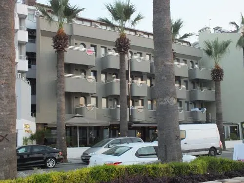 Candan Citybeach Hotel - Image 1