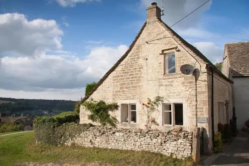 Traditional Cotswold Stone Peaceful Cottage with stunning views - Image 1
