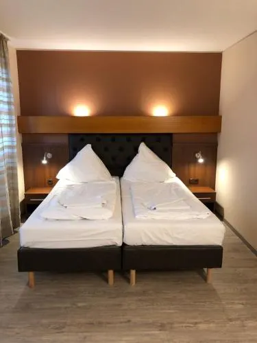 Hotel Poseidon - Image 1