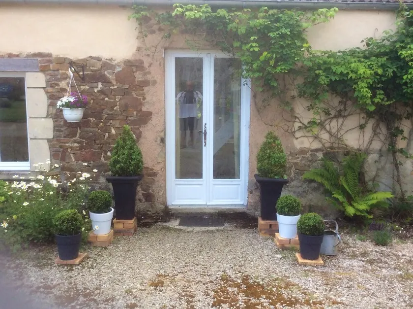 Maison de 2 chambres avec jardin clos et wifi a Sainte Colombe - Image 1