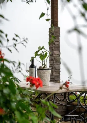 Sundays Forever - Hill Top Cottage - Image 1