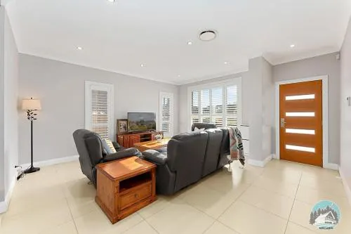 Aircabin - Kellyville - Sydney - 4 Bedrooms House - Image 1