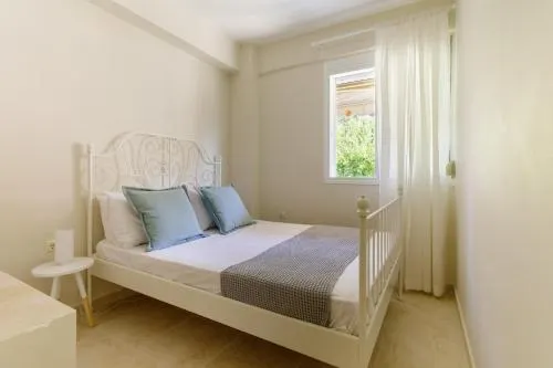 Siviri Forest View Apartment - Image 1
